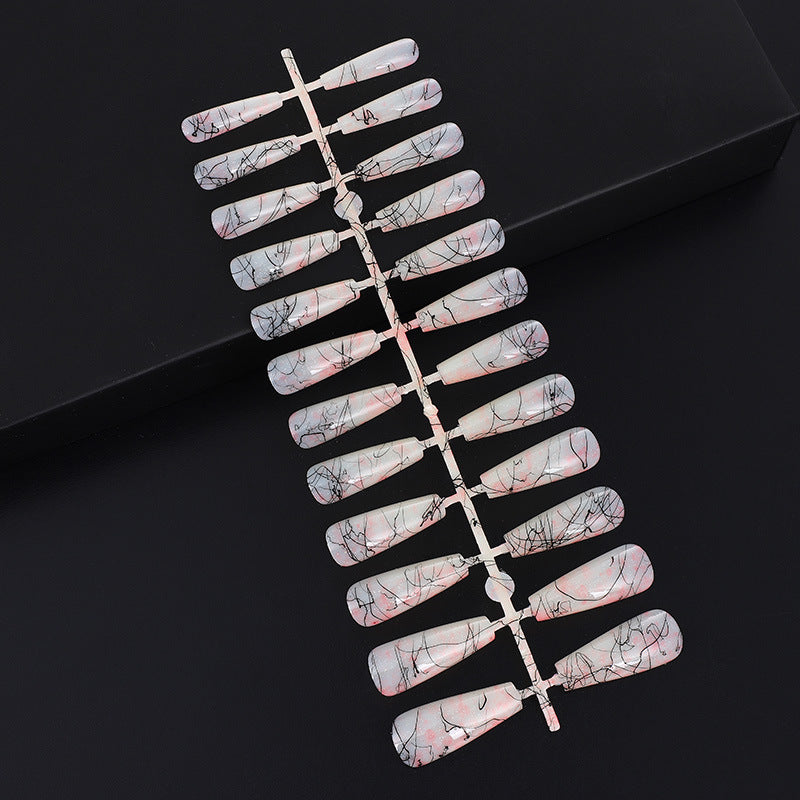 Bloody Splatter Nail Art Design – Halloween, Creative Nail Art