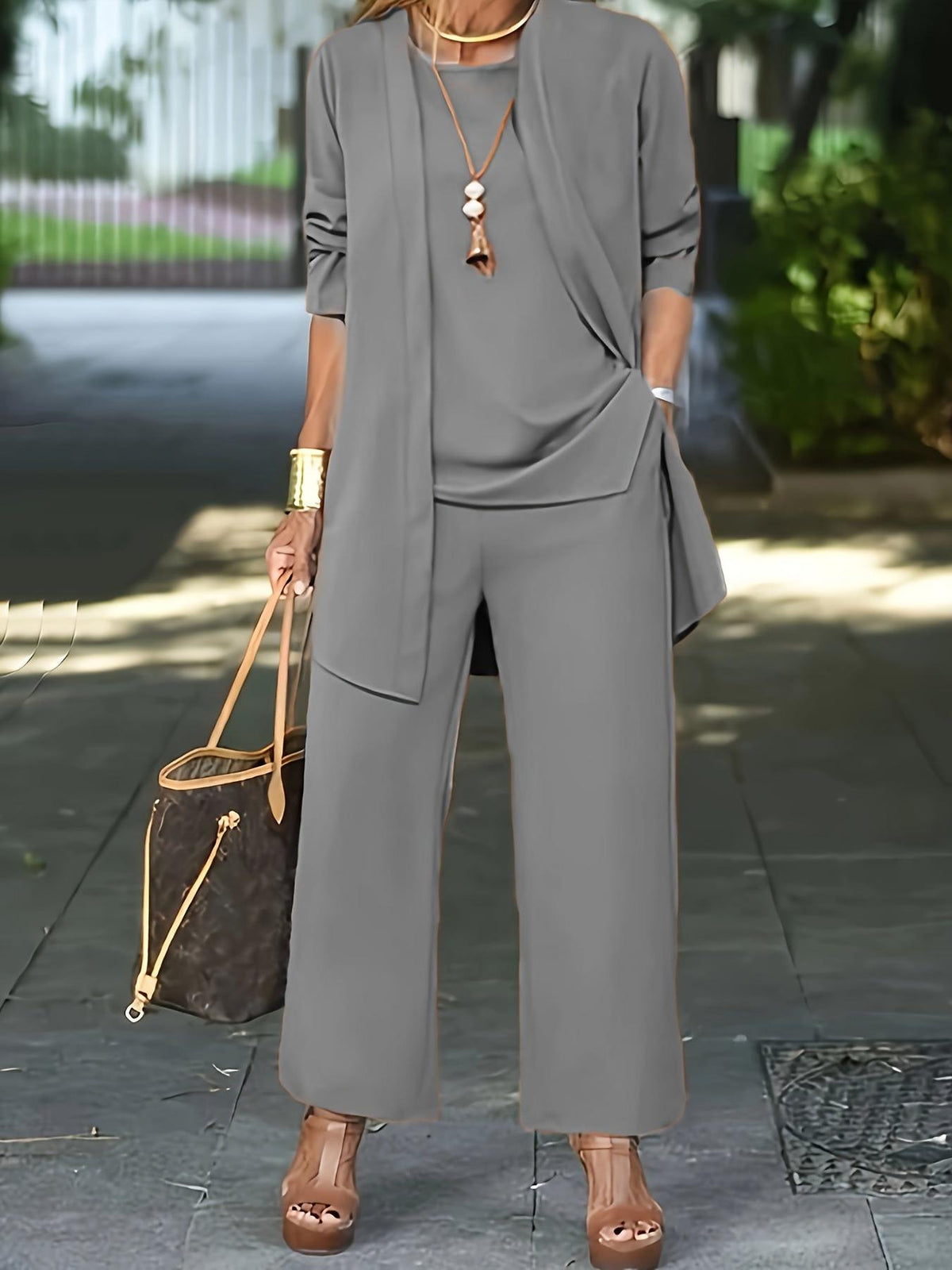 Three Piece Casual Wear Set - Stylish Design for Versatile Outfits
