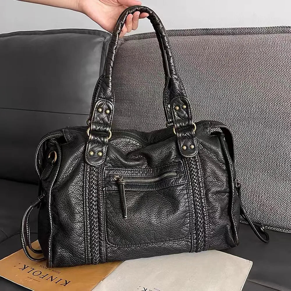 Black Elegance - Luxury Handbag