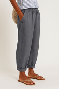 Black Trousers with Side Pockets Women UK – Smart Casual Office Wear Holiday Outfit