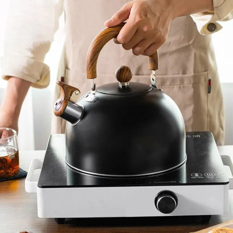 Edelstahl-Whistling Kettle mit isoliertem Griff – Kochen, Camping