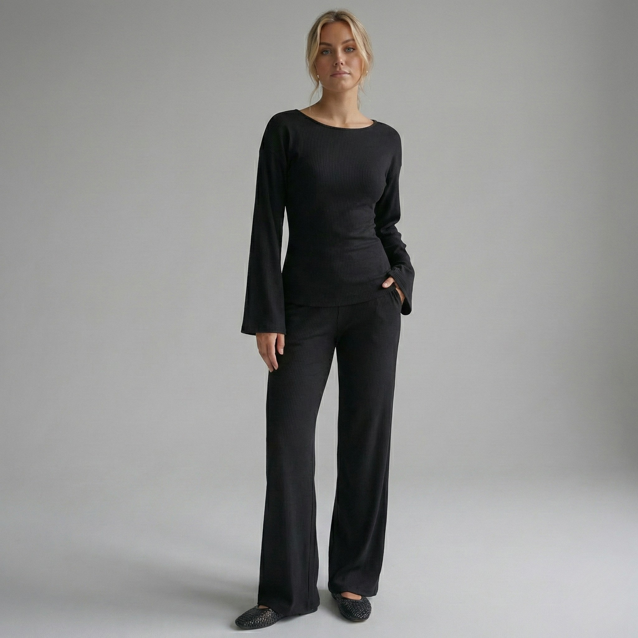 Flare Sleeve Round Neck Top and Bottom Set - Casual Cotton Outfit for Women