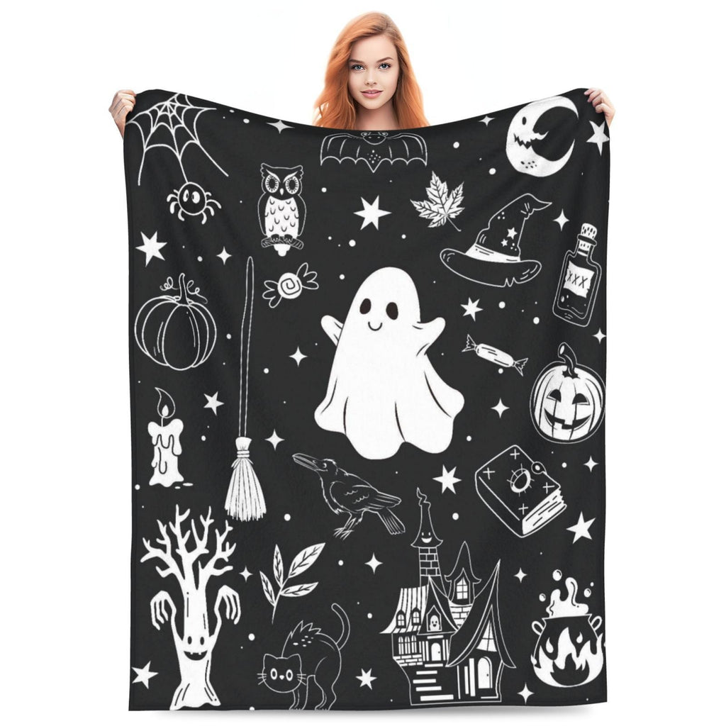 Halloween Fleece Blanket – Cozy Home Decor, Seasonal Gift