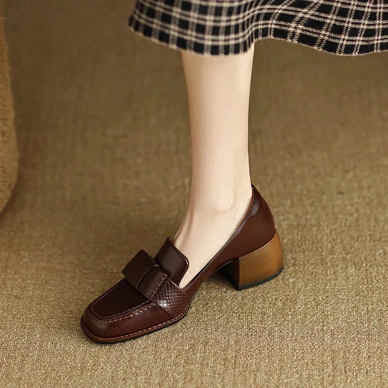 Knot Detail Leather Loafers for Women - Stylish Casual Footwear