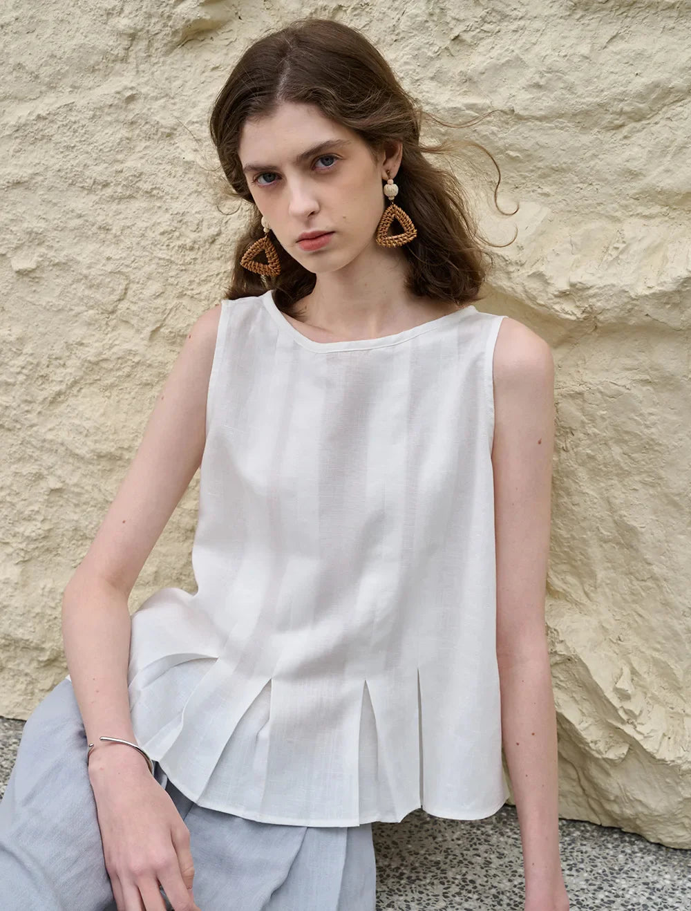 Linen Pleated Hem Top for Women - Casual Summer Blouse