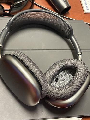 Noise-Canceling Headphones | Comfort & Style – Travel, Home Office