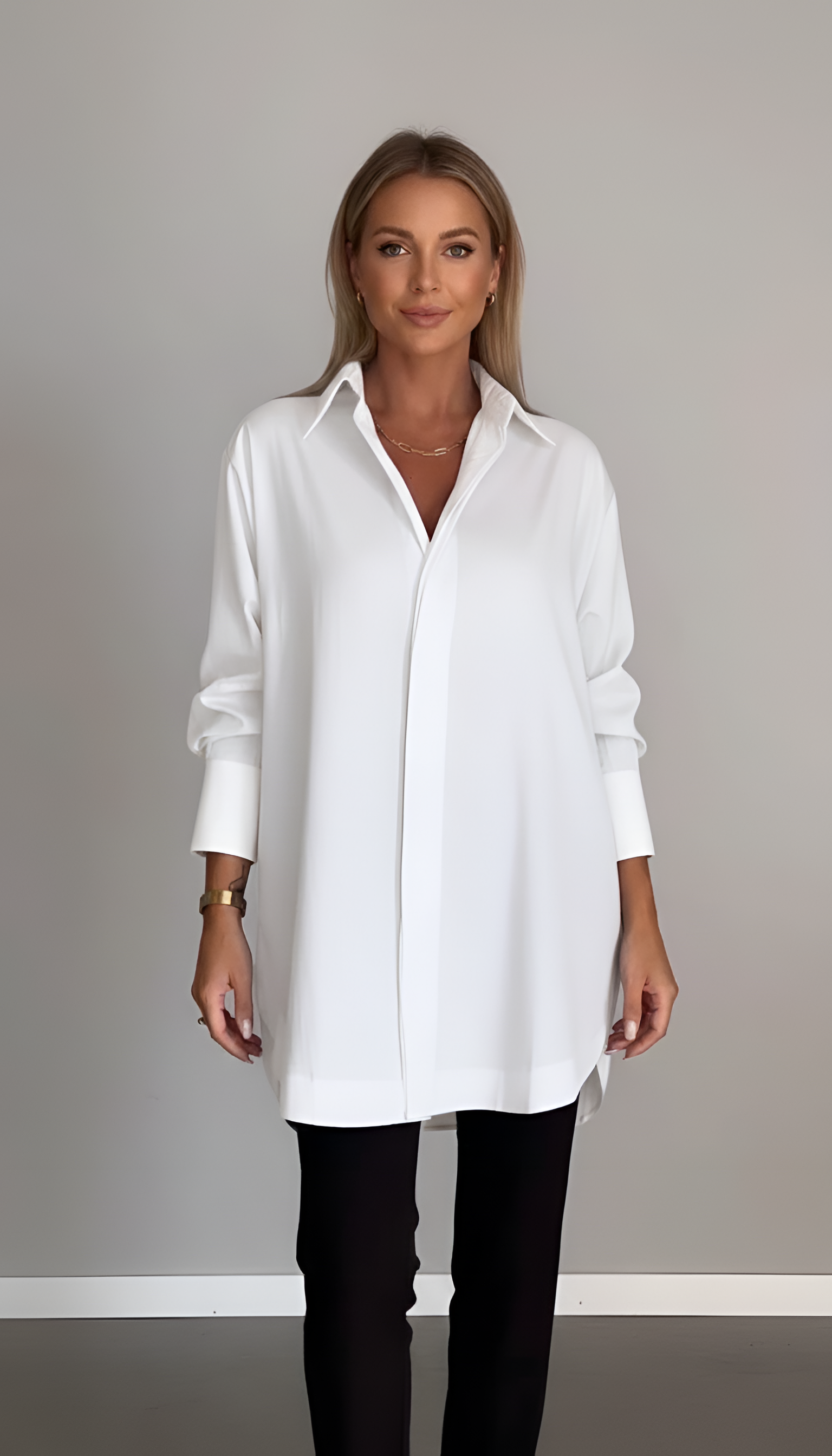 Oversize Baumwollhemd für Damen mit klassischem Kragen – Elegantes Design