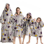 Oversized Hoodie Blanket, Pumpkin Pattern, Fleece Fabric – Cozy Nights, Home Relaxation
