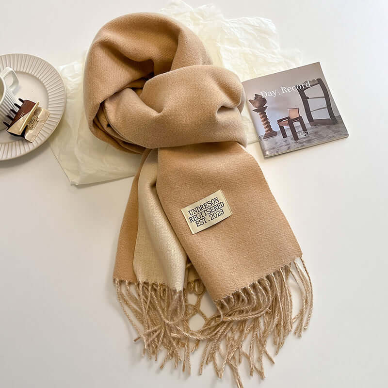 Reversible Scarf – Stylish Accessory, Versatile Fashion Statement