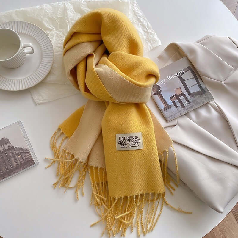 Reversible Scarf – Stylish Accessory, Versatile Fashion Statement