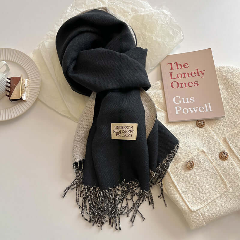Reversible Scarf – Stylish Accessory, Versatile Fashion Statement