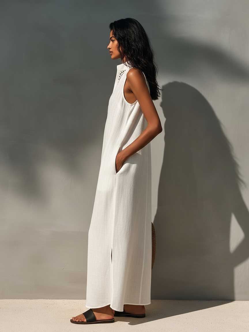 Sleeveless Maxi Dress with Cutout Neckline – Lightweight Summer Fashion for Women