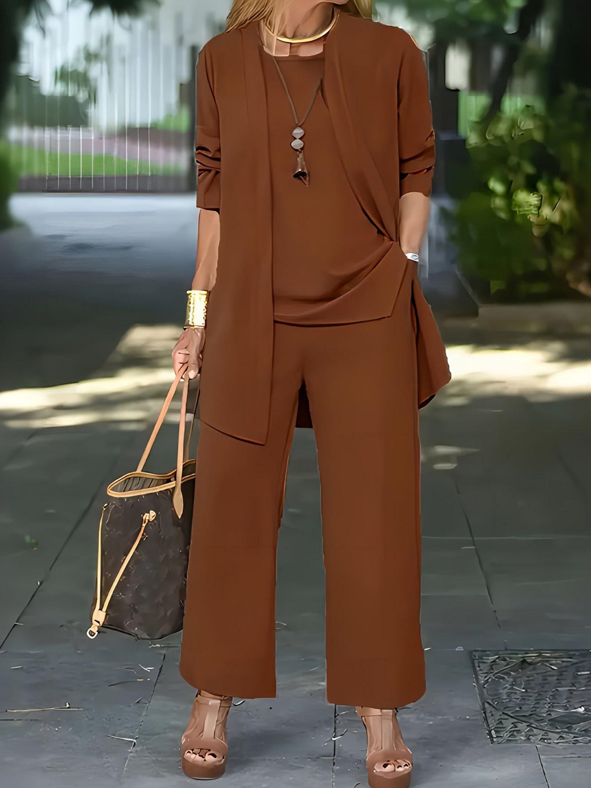 Three Piece Casual Wear Set - Stylish Design for Versatile Outfits
