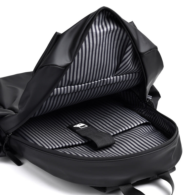 Water-Resistant Multi-Compartment Travel Backpack – Hiking, Commuting