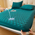 Waterproof Mattress Protector Cover Made of Polyester with TPU Coating – Sleep Comfort, Protection