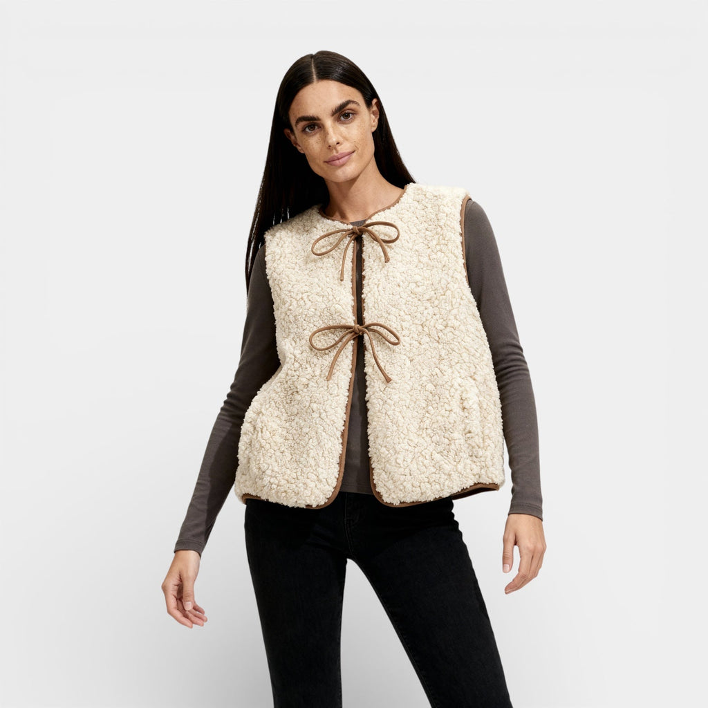Women’s Cozy Teddy Bodywarmer Vest – Laces