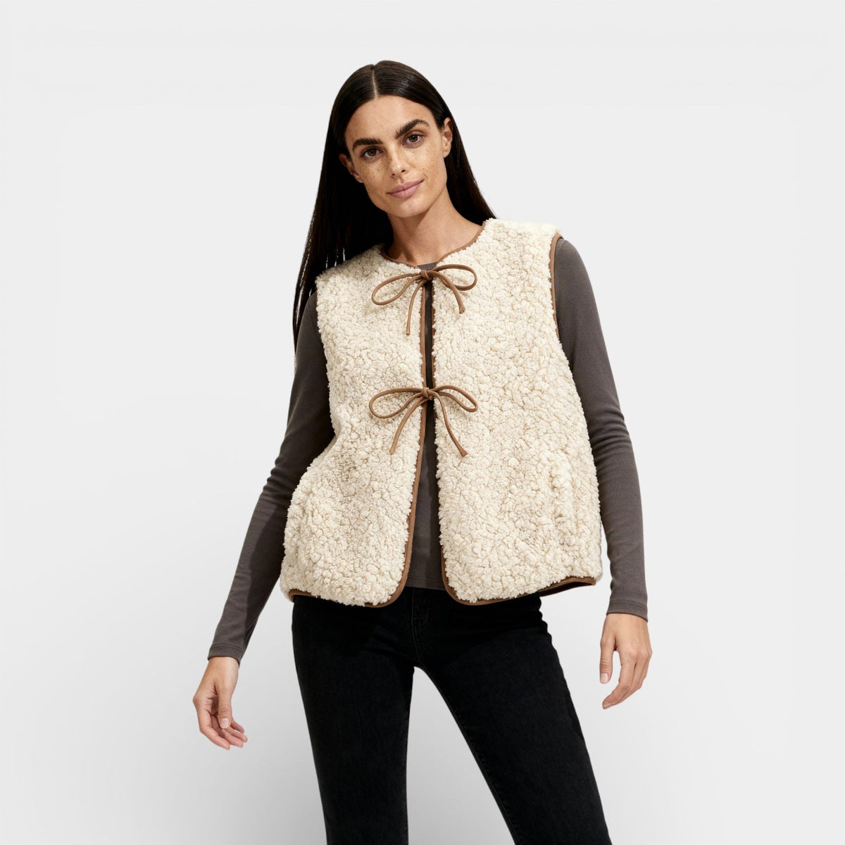 Women’s Cozy Teddy Bodywarmer Vest – Laces