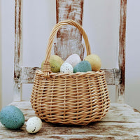 Woven Basket with Practical Handle – Storage, Decoration