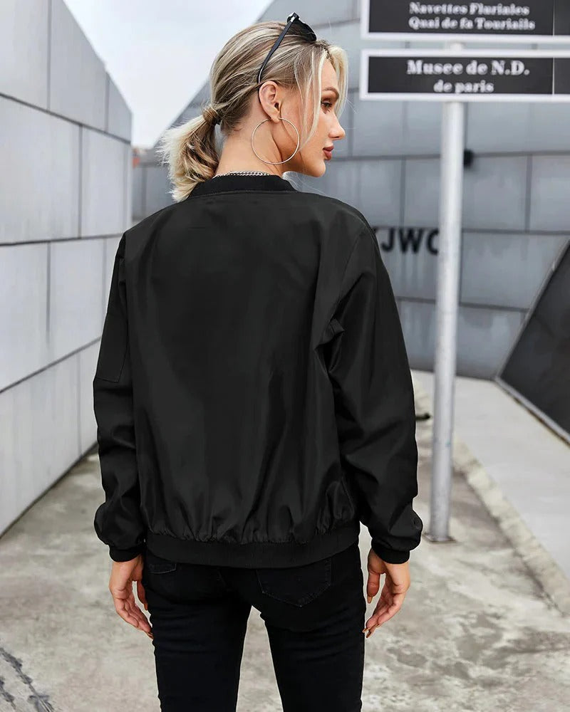Grüne Bomberjacke Damen mit Reißverschluss und Rippbündchen – Casual, Büro