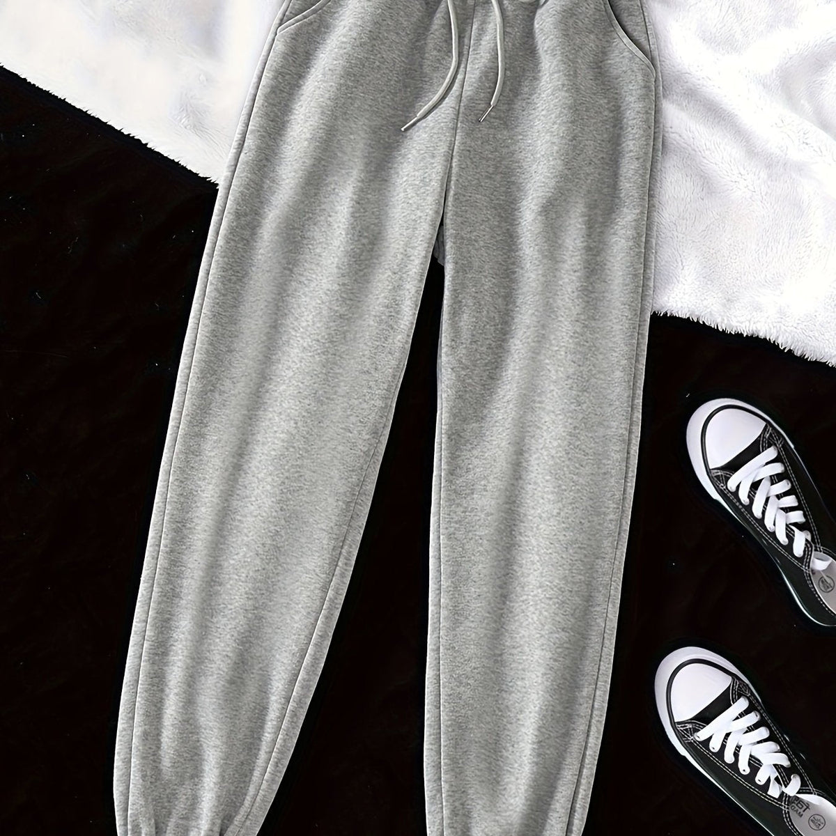 Gray Drawstring Joggers Women's Relaxed Fit Sweatpants with Pockets – Casual, Loungewear