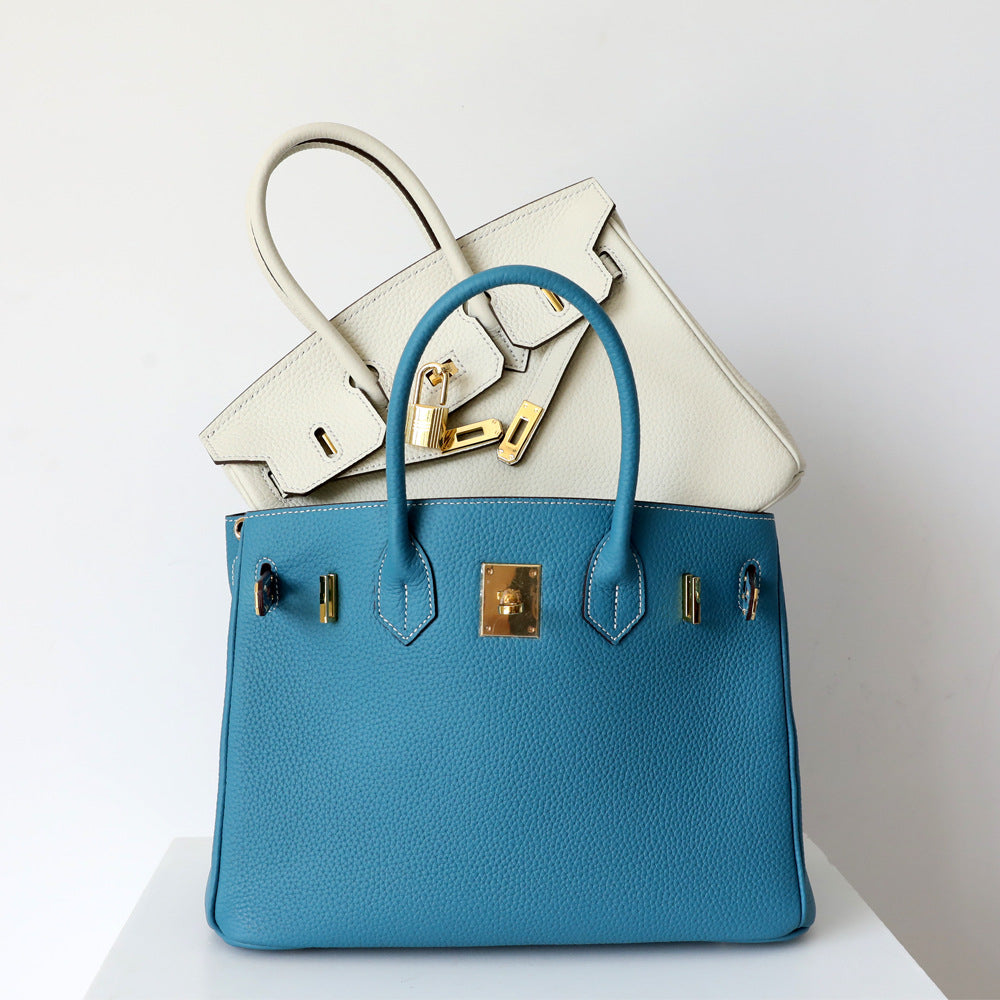 Women’s Handbag Elegant Functional – Everyday Use, Stylish Accessory