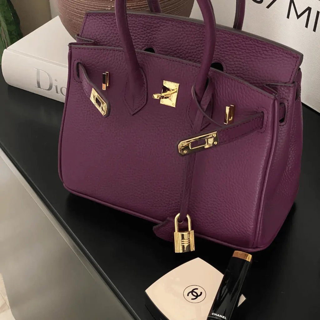 Women’s Handbag Elegant Functional – Everyday Use, Stylish Accessory