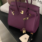 Women’s Handbag Elegant Functional – Everyday Use, Stylish Accessory